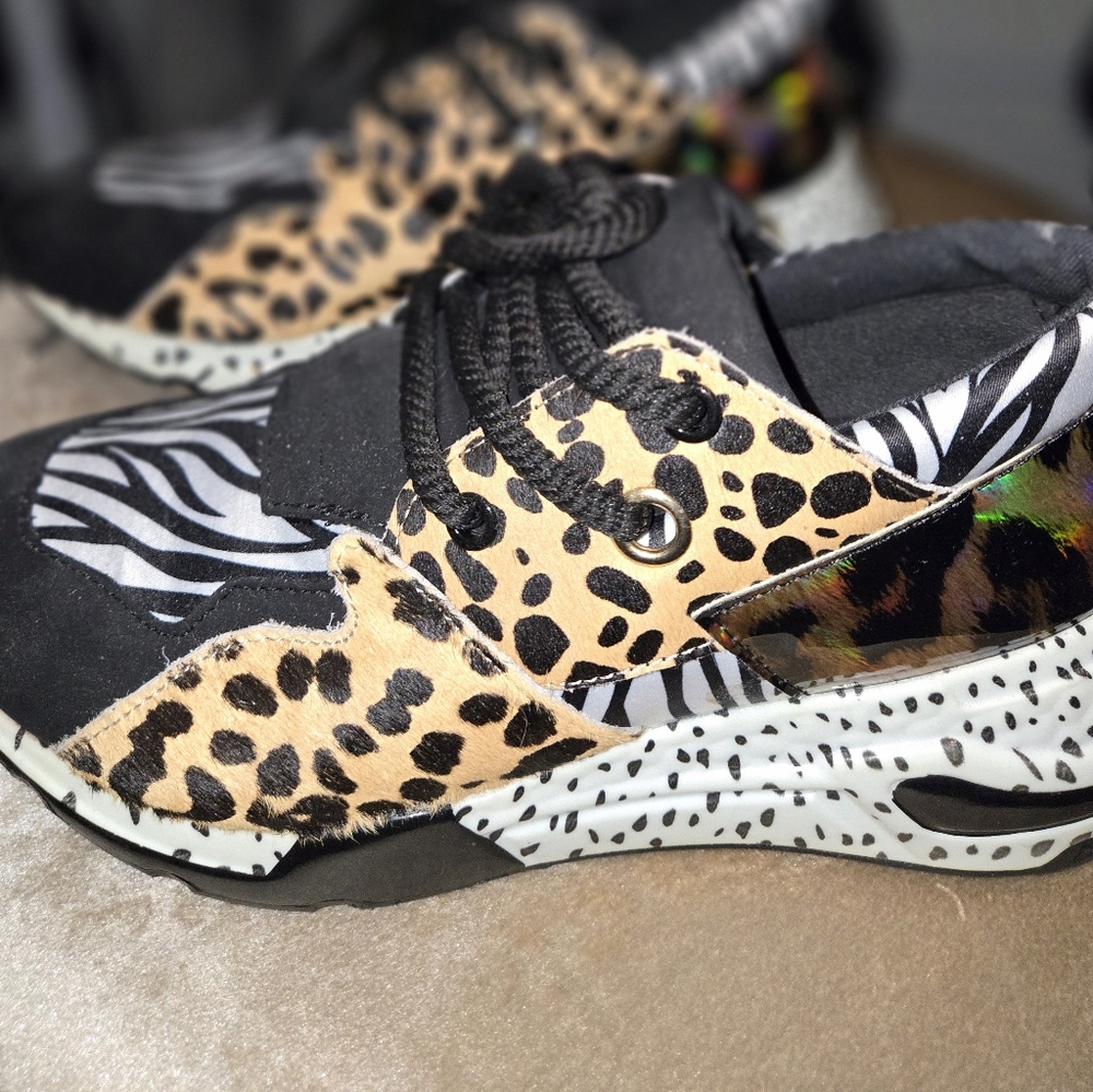 Steve Madden Cliff Sneaker Animal Multi 7.5 M